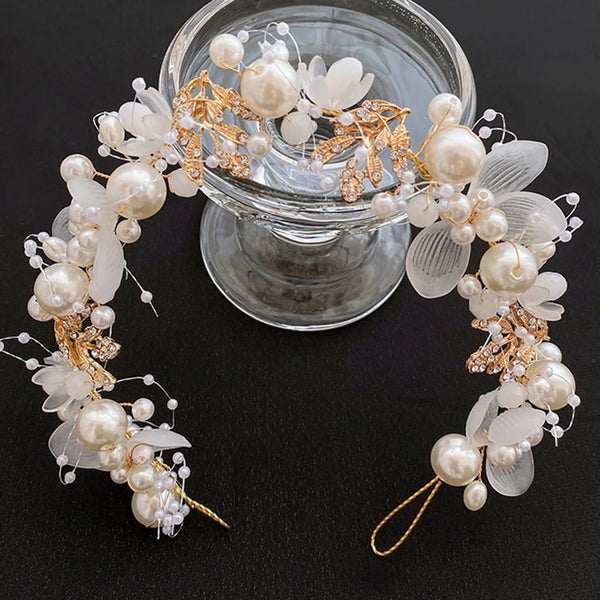 Elegant Pearl Flower Wreath Headdress